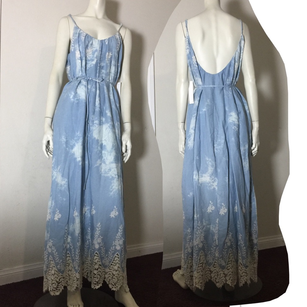 Maxi dress